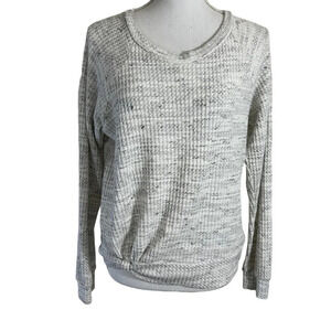Socialite Heather Gray Textured Knit Sweater Size Medium Knotted Hem Long Sleeve